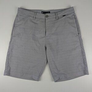Travis Mathew Shorts Mens Size 32 Grey Stripe 9" Inseam Stretch Performance Golf